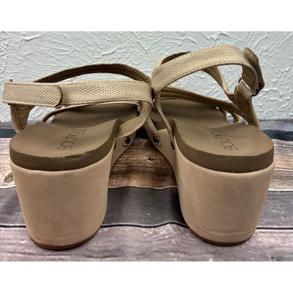 Boutique by Corkys Lifeguard Sandals Womens 11 Beige Cream Strappy Comfort Shoes